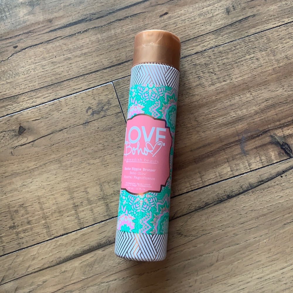 Swedish Beauty Love Boho Glow Tanning Lotion